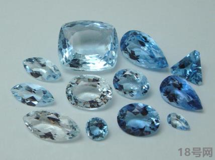 海蓝宝属于水晶还是宝石