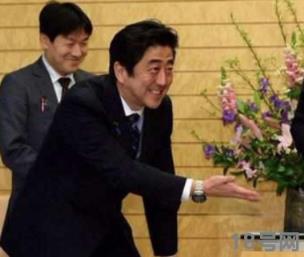 日本首相安倍晋三郎怎么了 安倍晋三郎为什么突然辞职