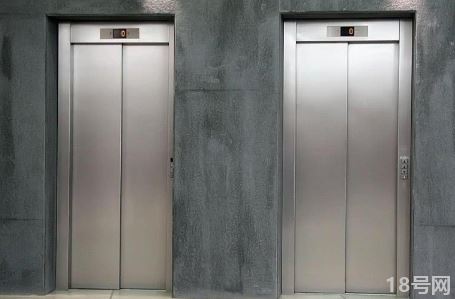 电梯冲顶为什么会死2