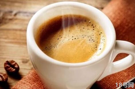 过量喝咖啡或碳酸饮料易引发骨质疏松3