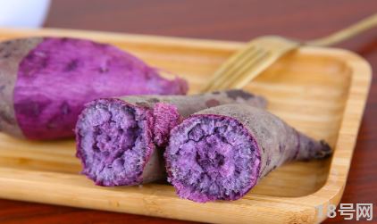 紫薯里面为什么会有白色的浆（如何挑