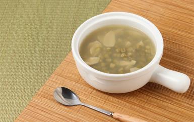 绿豆汤的功效与作用 夏季喝绿豆汤的好处