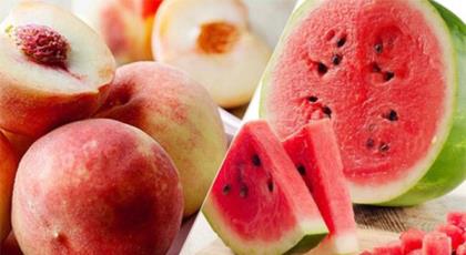 西瓜和桃子能一起吃吗 吃西瓜和桃子的注意事项