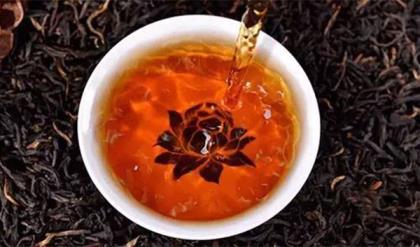 普洱茶的功效与作用 喝普洱茶的注意事项