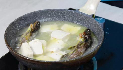 黄骨鱼豆腐汤的做法 怎样做黄骨鱼豆腐汤