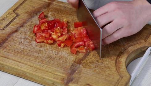 青豆炒番茄的做法 青豆炒番茄怎么做