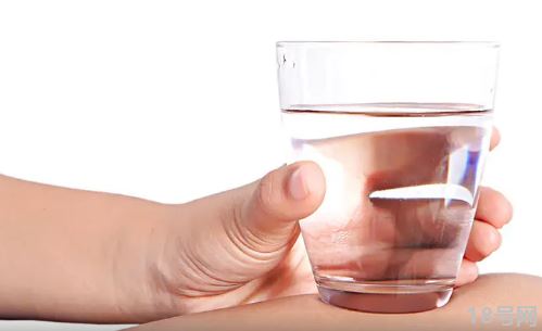 大量喝水一个星期尿酸低了真的假的3