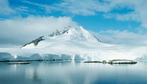 世界海拔最高的大洲是哪个洲 南极洲有人居住吗
