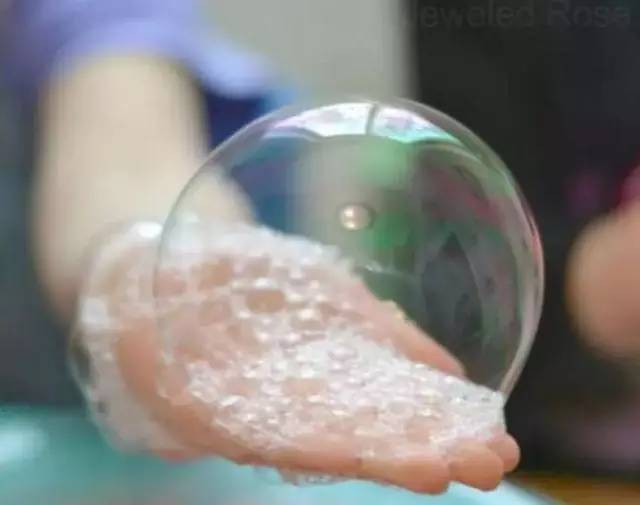 制作泡泡水加什么泡泡更大 泡泡水的制作比例